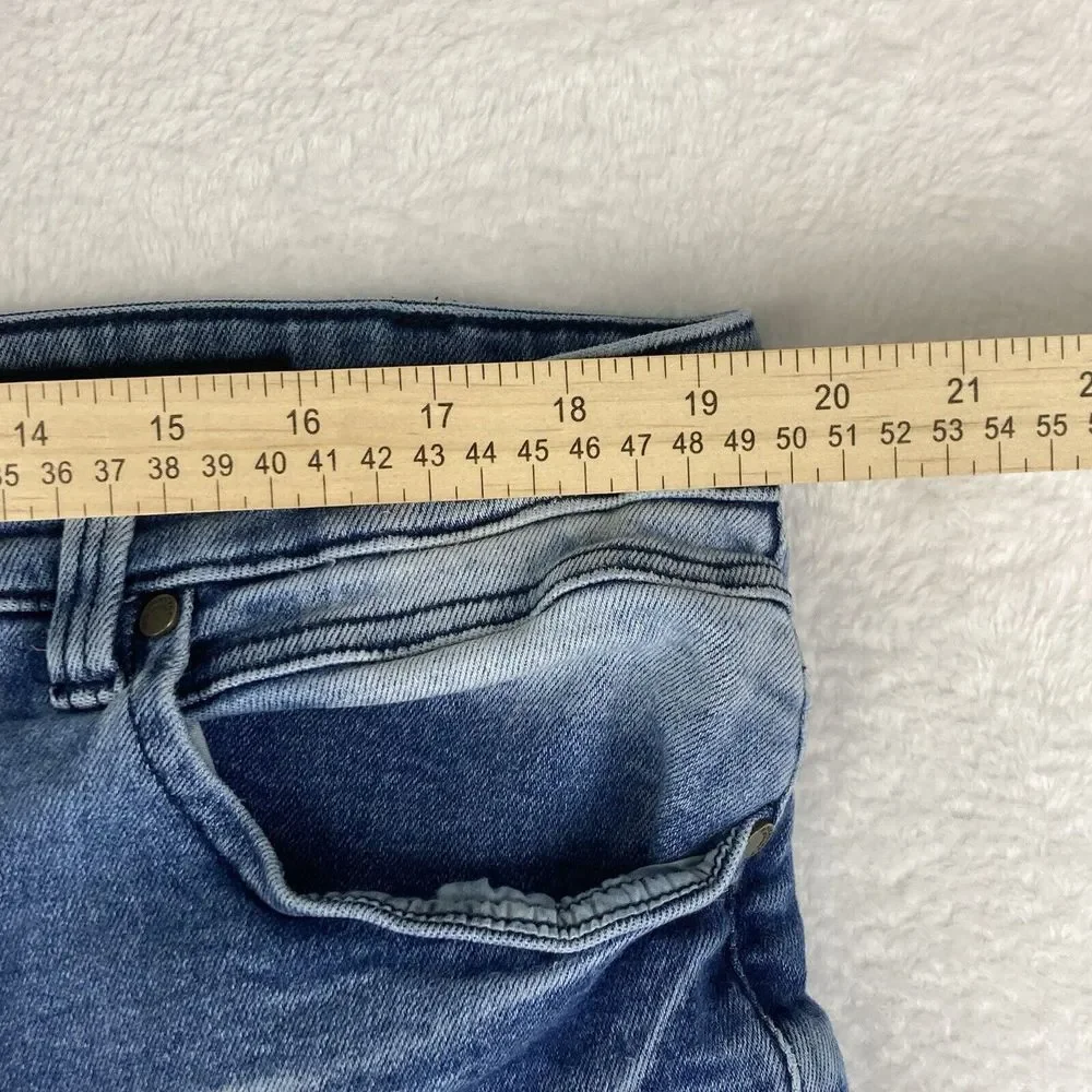 Rockstar Original Ultra Slim Natural Selection Project Distressed Shorts Size 40
